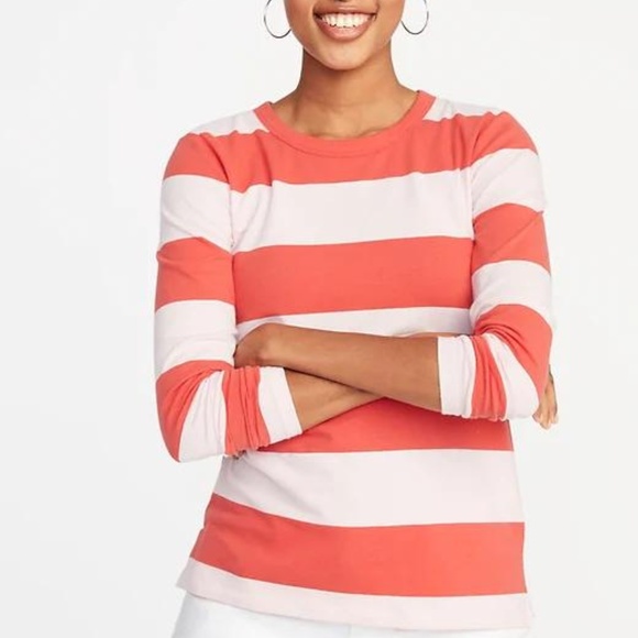 Old Navy Tops - Old Navy Slim-Fit Striped Tee for Women